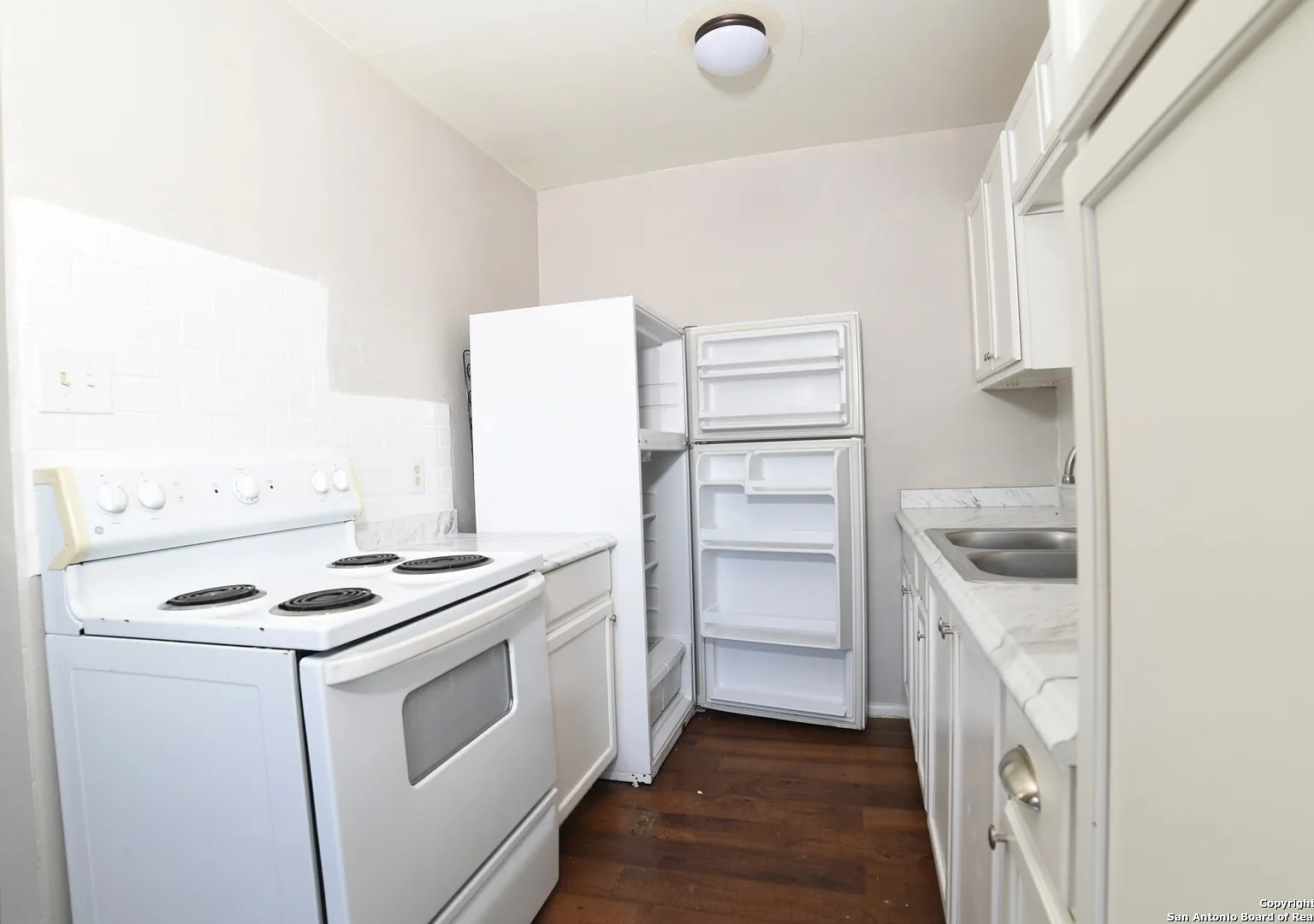 6641 Little Village Apartments — Photo 3