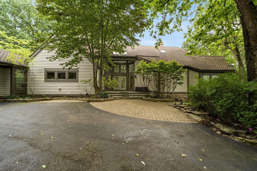 Real estate listing image