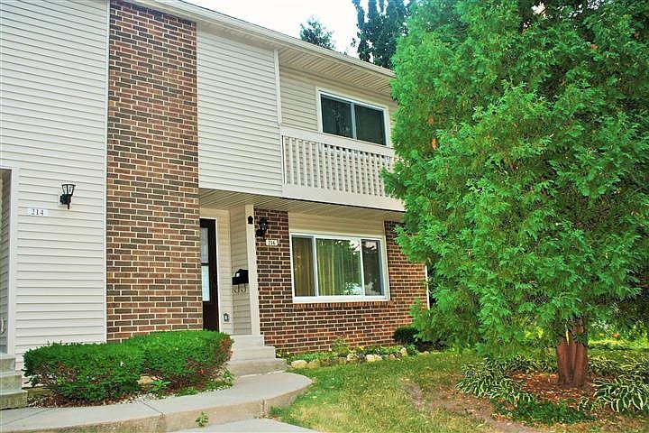 1st image of 216 Grand Canyon Dr #216
