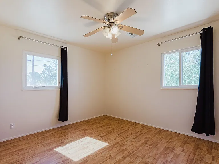 1502 Campbell Pl — Photo 6
