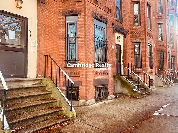 5th image of 90 Hammond St APT 5T