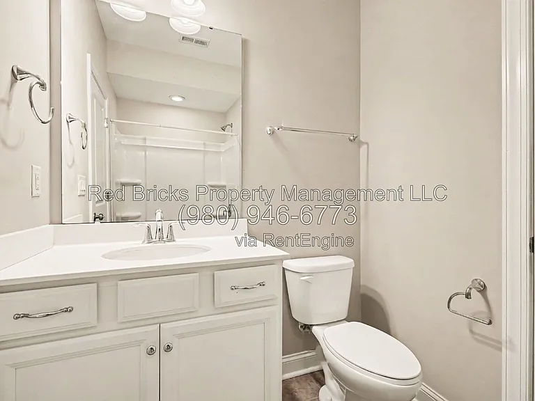 145 Barclay Dr — Photo 27