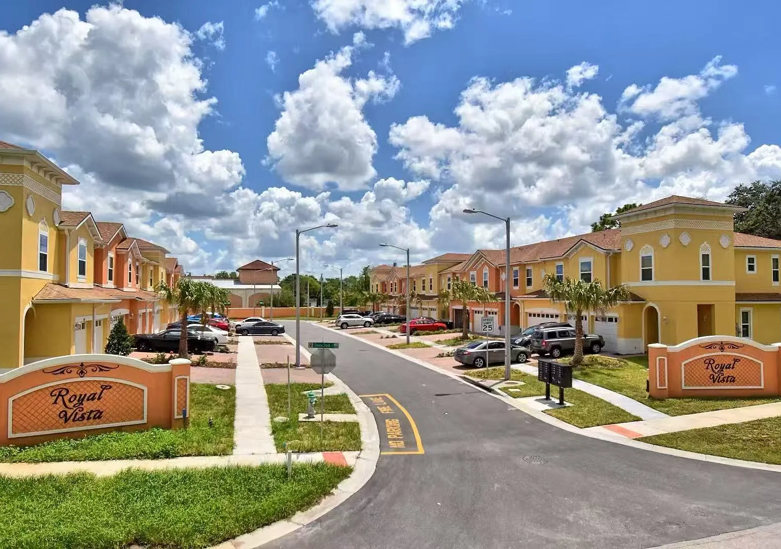 5 bed, 3.5 bath, 2500 sqft, $2,785 — Photo 3