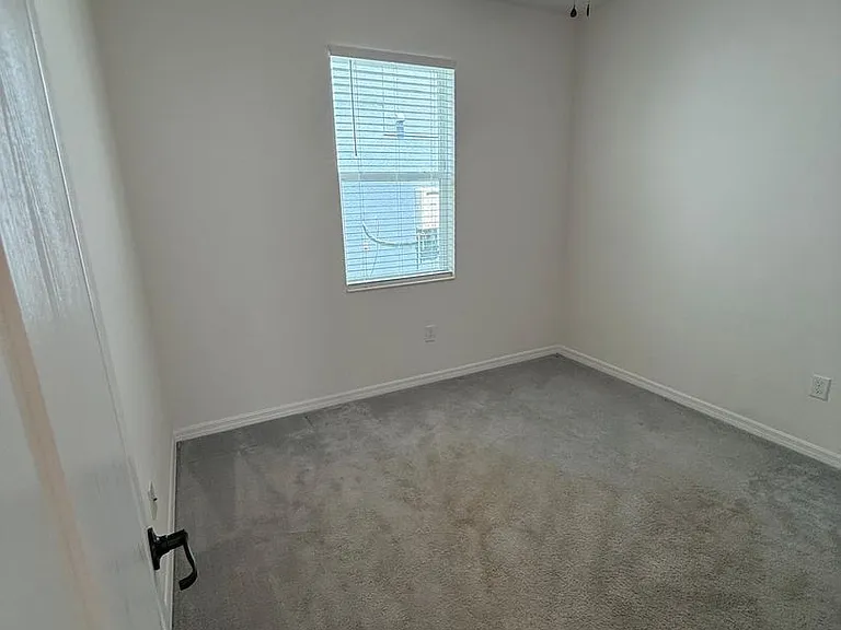 8258 Bayliss Ct — Photo 10