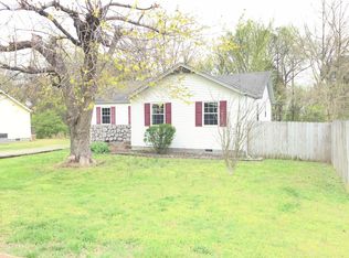 579 Blake Moore Dr, La Vergne, TN 37086