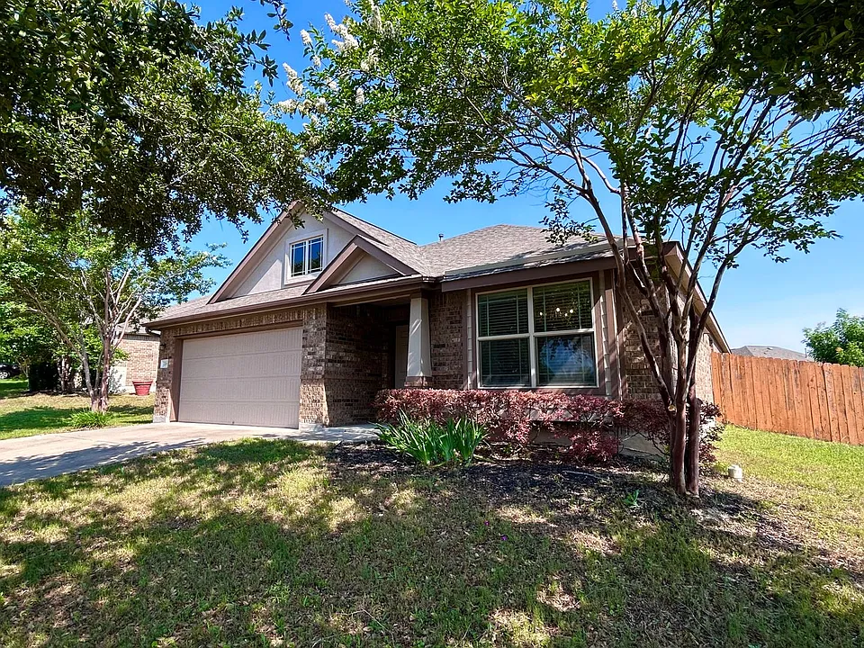 2204 Tranquility Ln