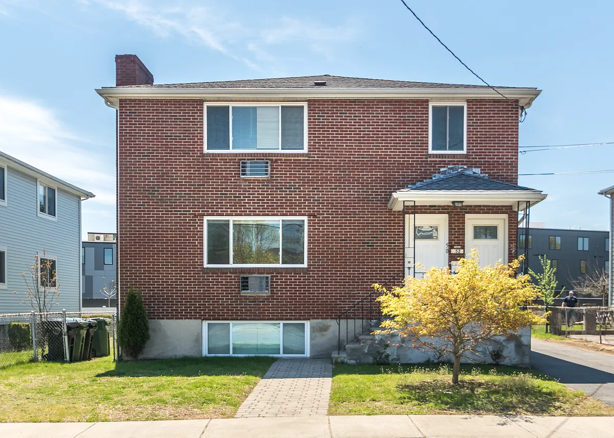 Building Photo - 52 Waltham St #52