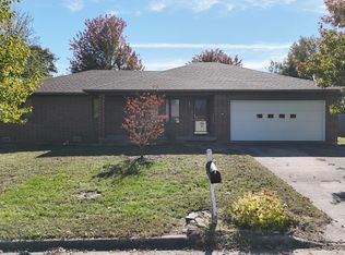 2306 W Auburn Street, Bolivar, MO 65613