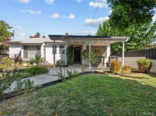 15517 Wyandotte St, Van Nuys, CA 91406