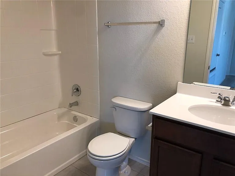 108 Yellowbark St — Photo 20