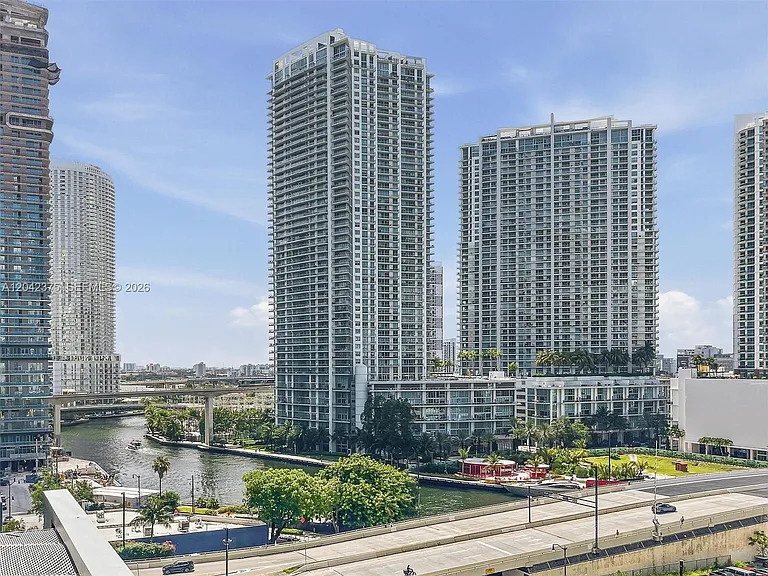 350 S Miami Ave #1903 — Photo 22
