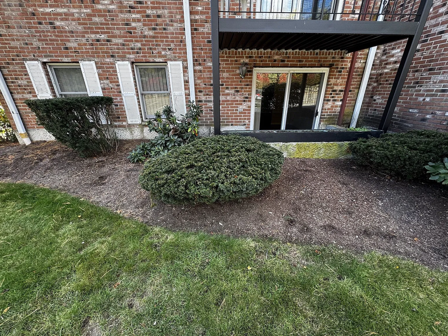 2 bed, 1000 sqft, $2,300 — Photo 3