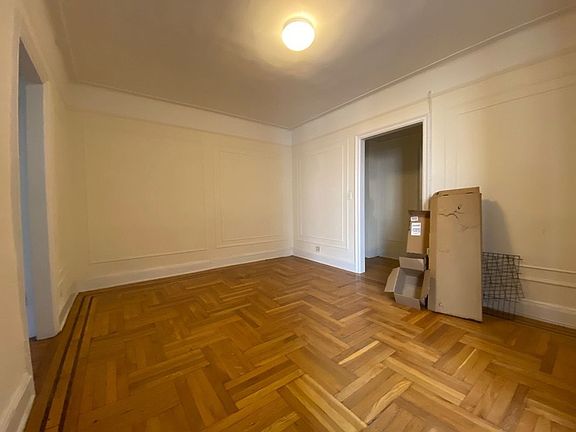 5th image of 43-14 42nd St #2AA