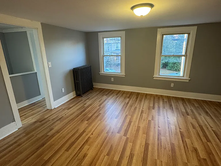 27 Elizabeth St #2 — Photo 8
