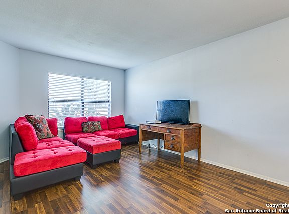 5th image of 8303 Pine Meadow Dr