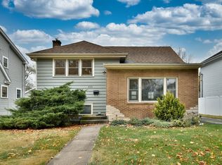 632 S Bryan St, Elmhurst, IL