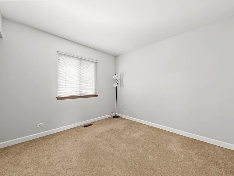 3202 Whitney Rd — Photo 17