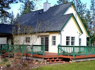 6535 Rockydale Rd, Cave Junction, OR 97523