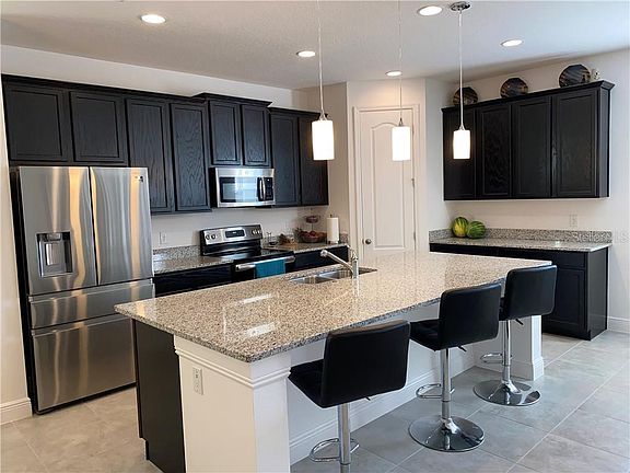 4th image of 4908 Blanche Ct