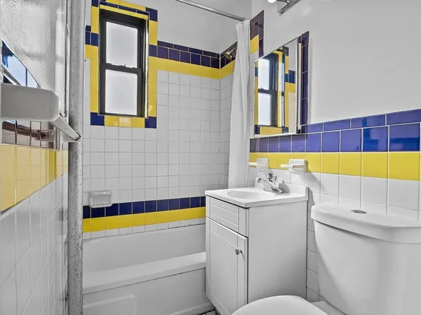 21-37 33rd Street image 8 of 11