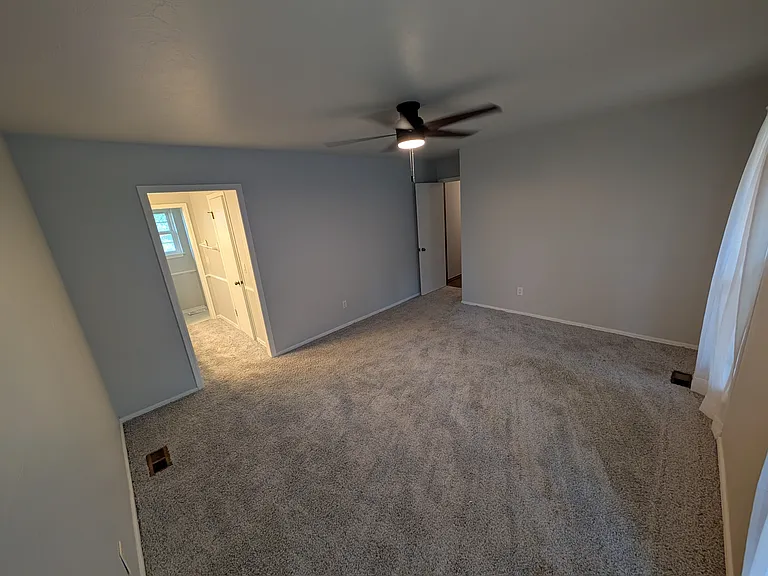 10133 Bromley Ct — Photo 30