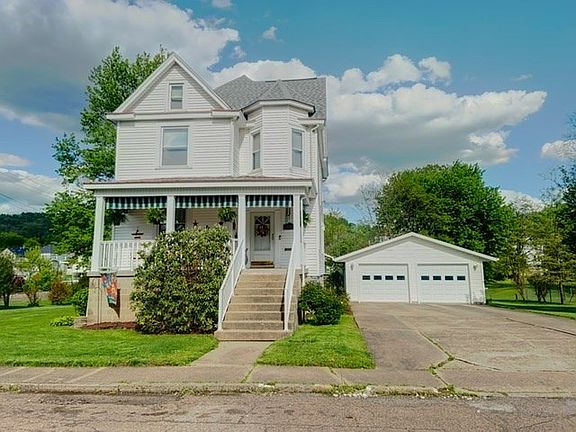 4th image of 465 Martin Ave