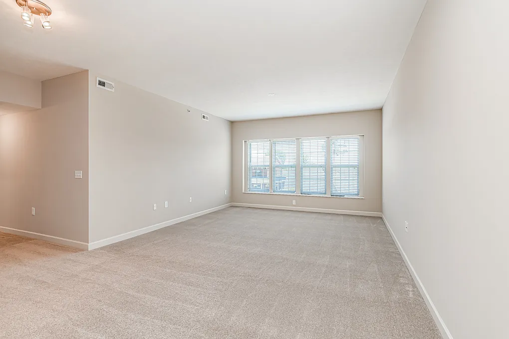 2 bed, 1323 sqft, $1,950 — Photo 3