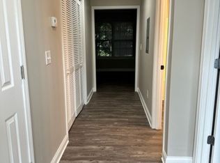 2506 McKinley Rd #201, Johnson City, TN 37604