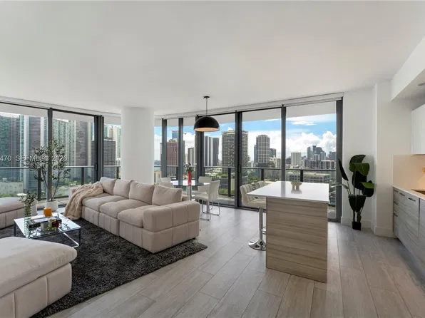 121 NE 34th St Unit 2204, Miami, FL 33137