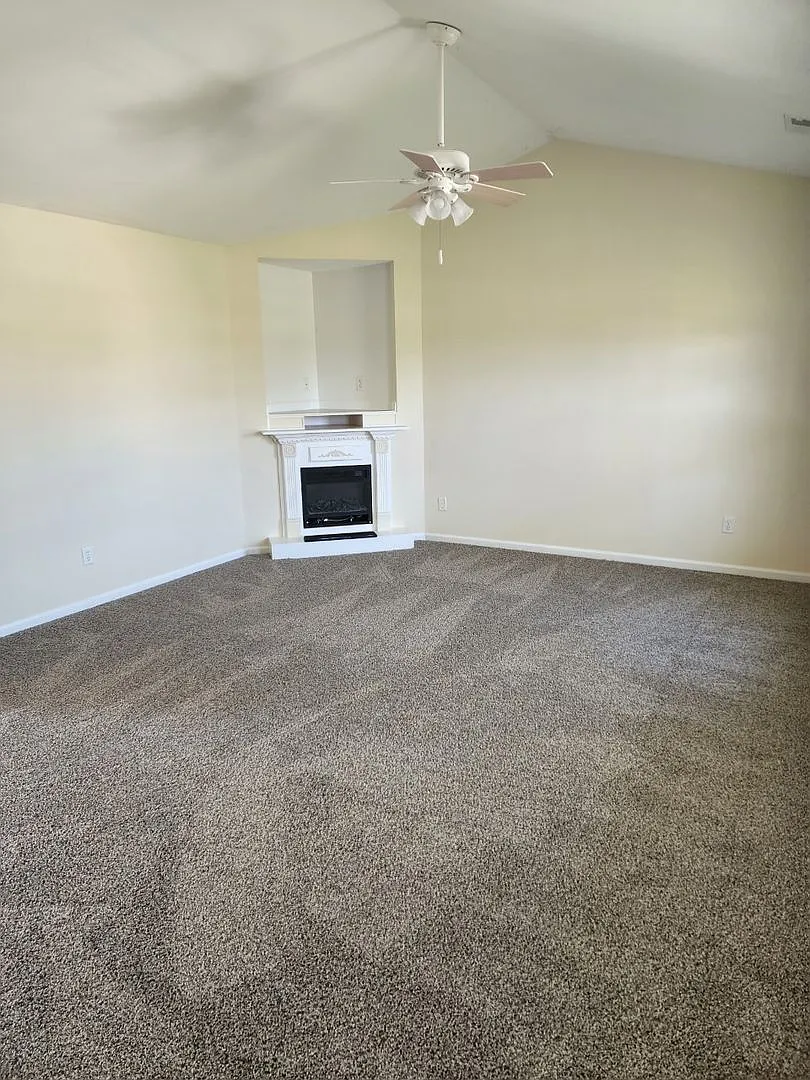 Gorgeous and Spacious Country home located in Camden County. — Photo 4
