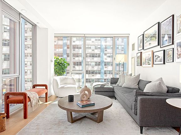 3rd image of 110 3rd Ave APT 6C