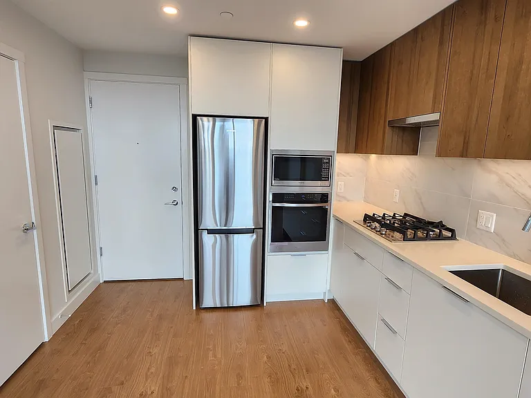 13359 Old Yale Rd #1006 — Photo 2