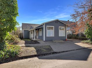 733 F St, Springfield, OR 97477