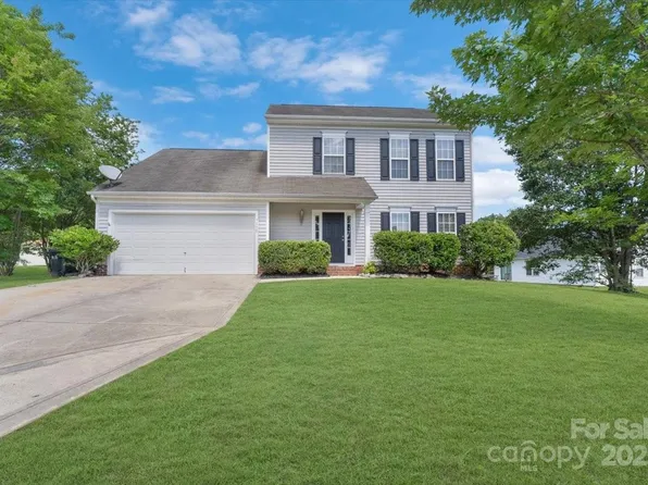 1111 Balcorn Pl, Charlotte, NC 28214