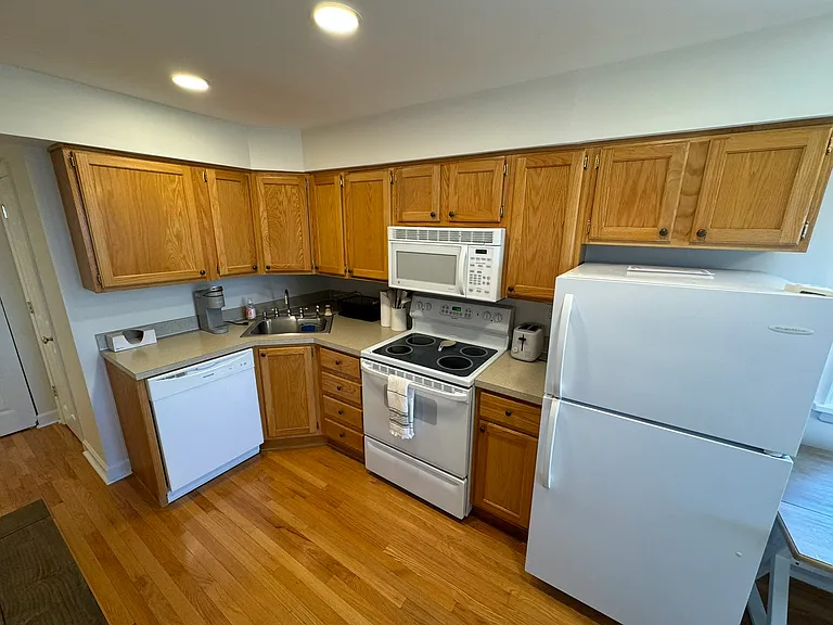 9801 Ventnor Ave #C1 — Photo 5