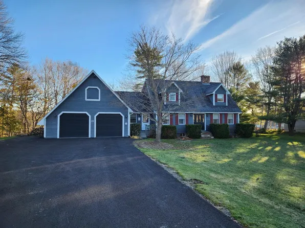 14 Prouty Drive, Veazie, ME 04401