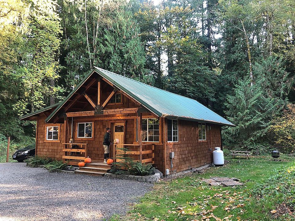 2nd image of 59040 E Shingle Ln