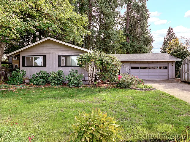 12490 SW Walnut St photo 1