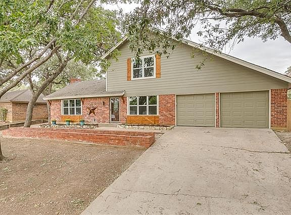 2nd image of 308 Betty L Ln