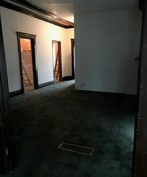 223 Broadway St — Photo 30