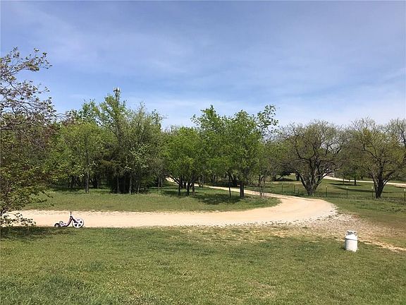 4th image of 9501 Lonesome Dove Dr