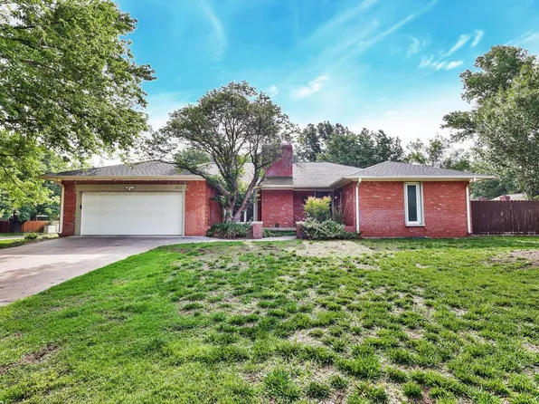 1212 N Crestline St, Wichita, KS 67212