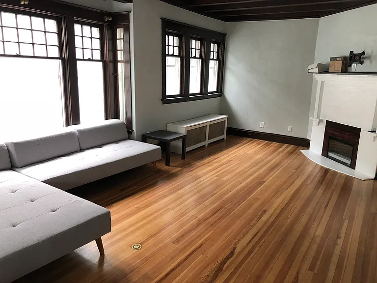 546 Myrtle Ave #1 — Photo 5