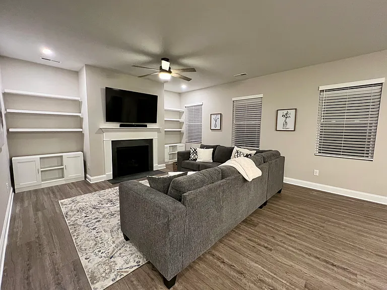 4612 Grove Manor Dr — Photo 9