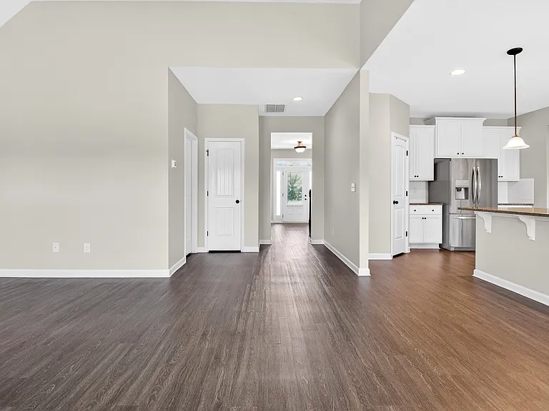 144 Reserve Pl — Photo 45