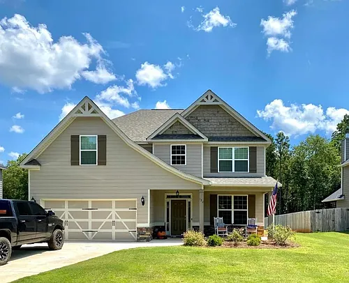 122 Cedar Way Photo 1