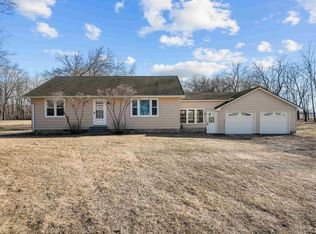 10290 One Mile Rd, Thomson, IL 61285