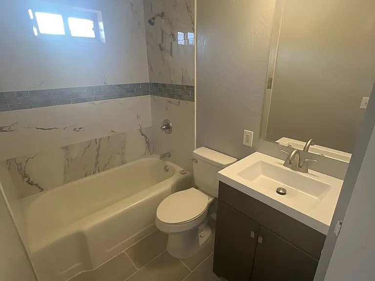 3003 Curtis DR — Photo 5
