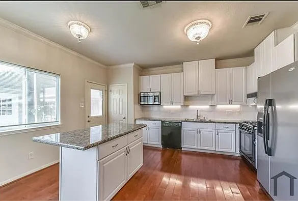20607 Providence Point Dr — Photo 25