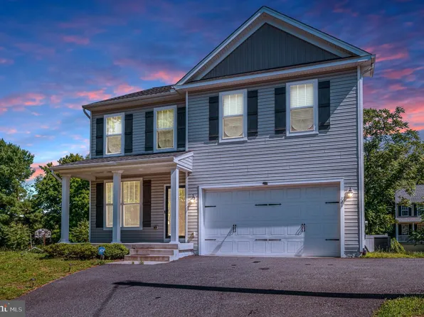 121 Forbes St, Fredericksburg, VA 22405